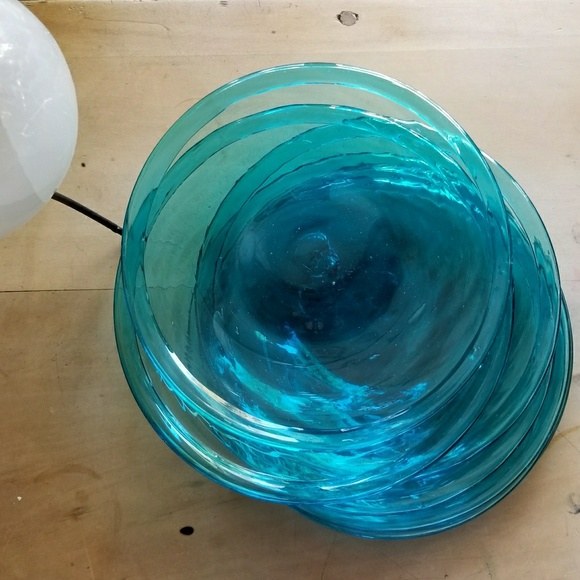 Vintage Hand Blown Swirl Glass plates with pontil - Picture 6 of 7